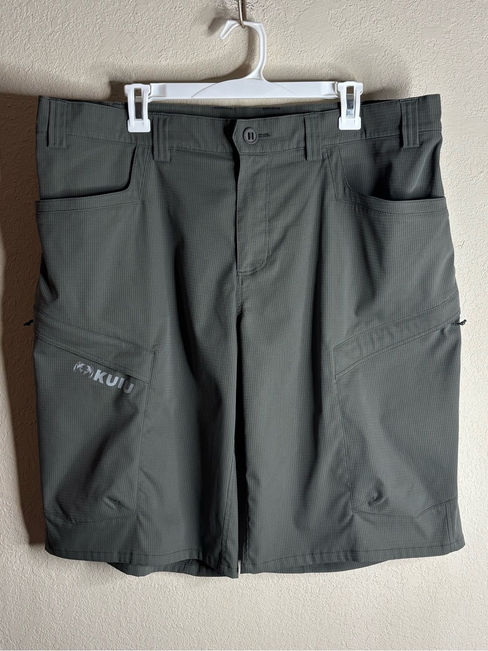 KUIU Tiburon 13″ Shorts size 40